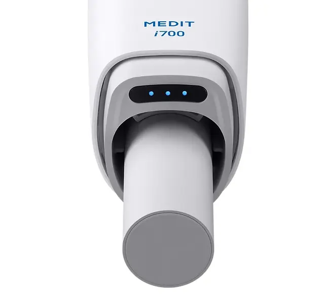 Medit i700 Wireless - беспроводной высокоскоростной интраоральный сканер | Medit